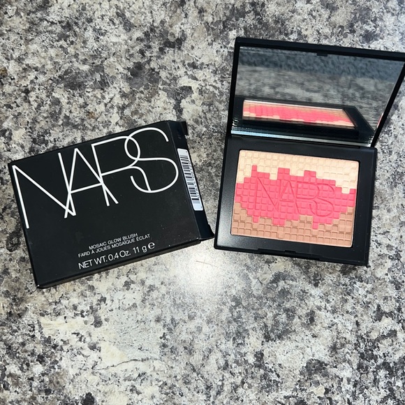 NARS Other - NWT NIB NARS Fireclay Mosaic Glow Blush
